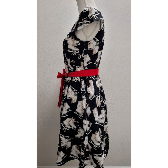 MODCLOTH RETROLICIOUS Vintage Style Medium ICE SKATES DRESS Black/White/Red NWT - Picture 2 of 12